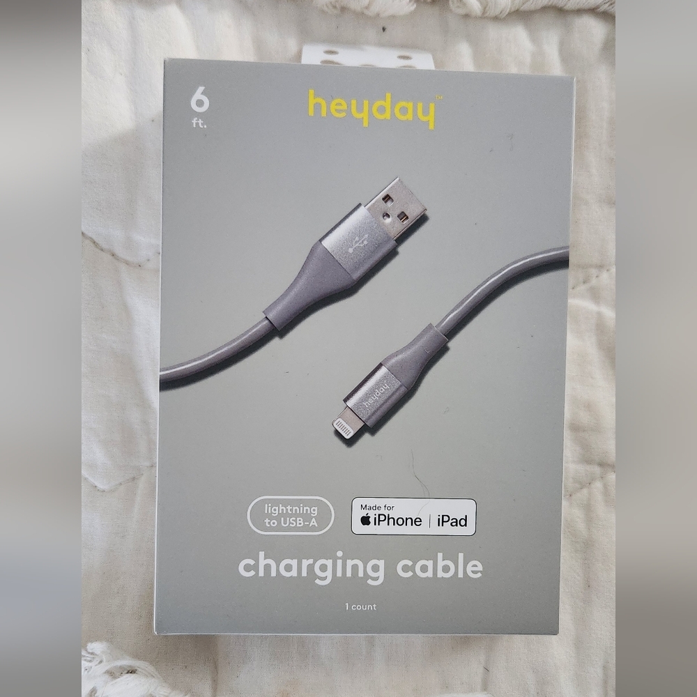 (3) White Lightning to USB-A Cable Charges All 3 New In Box
